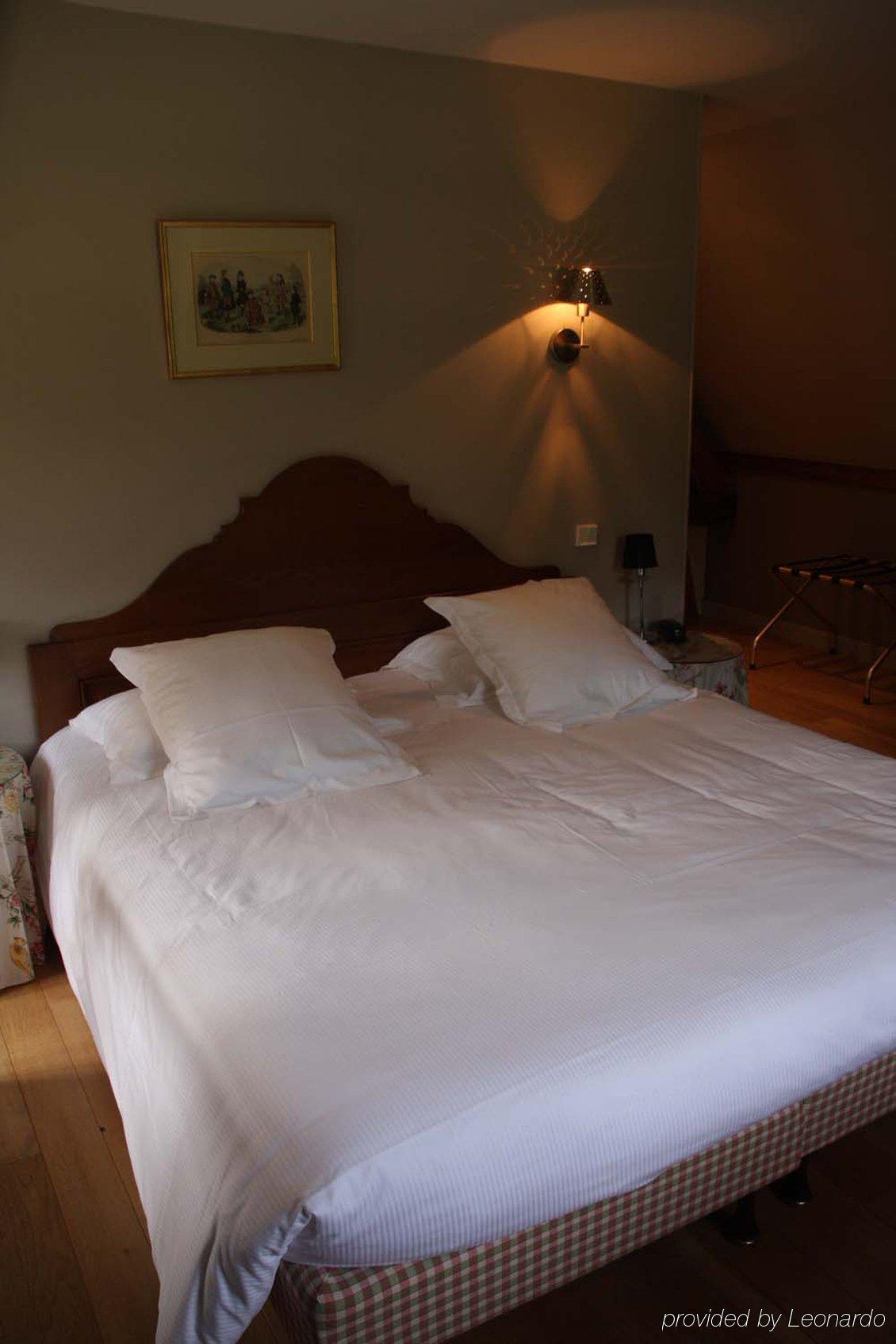 Hotel La Chaumiere Honfleur Pokój zdjęcie